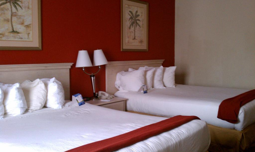 Red Roof Inn Yemassee Rum bild